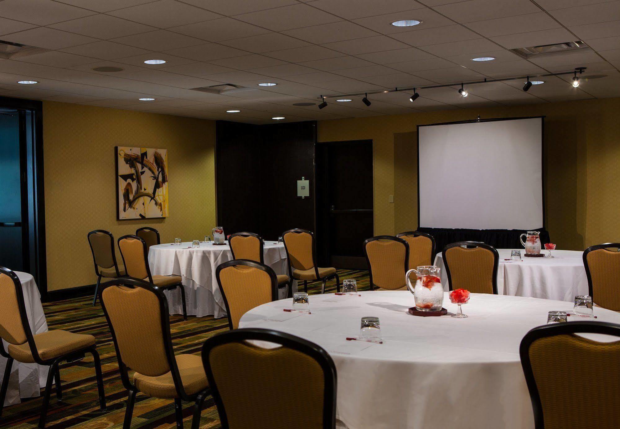 Greensboro-High Point Marriott Airport Ngoại thất bức ảnh